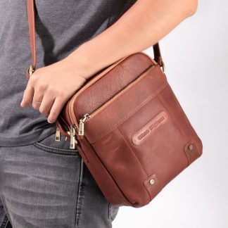 Geantă Crossbody din Piele Întoarsă
